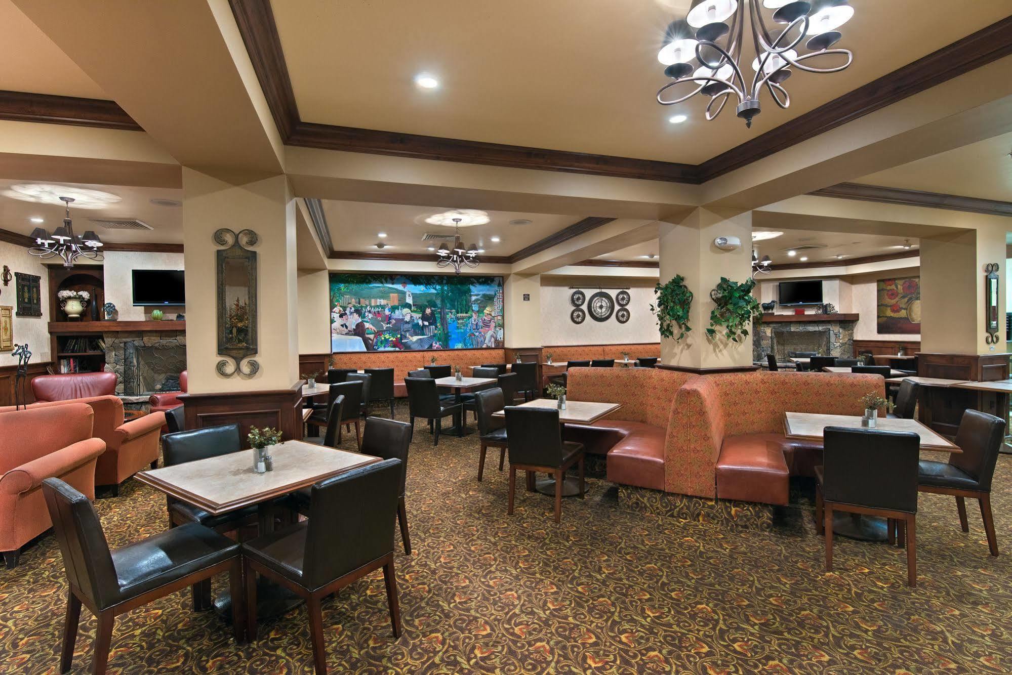 Oxford Suites Бойсе Экстерьер фото